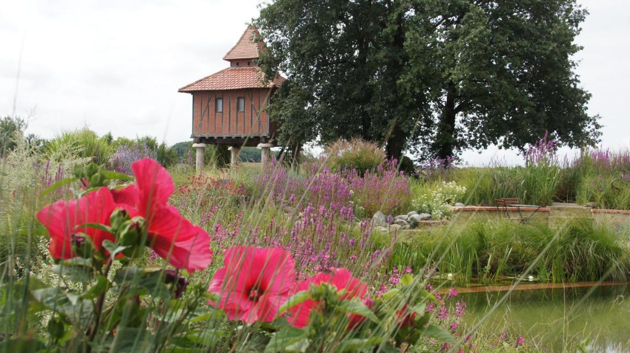 Gite Chambre D'Hotes Insolite Dans Un Pigeonnier A 5 Minutes De Marciac Gers Monlezun Buitenkant foto